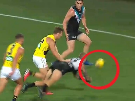 ‘Lost the plot’: Uproar over AFL rule