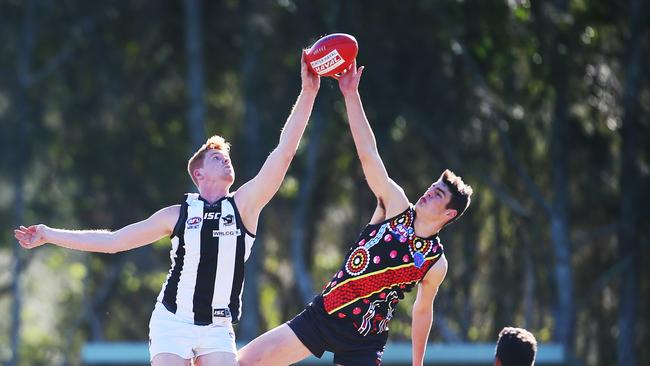 Tim Oosterhoff starred for the Bombers this season as they broke a 15-year premiership drought. (AAP Image/Sue Graham)