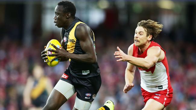 Brownlow long shot Mabior Chol in action for Richmond.