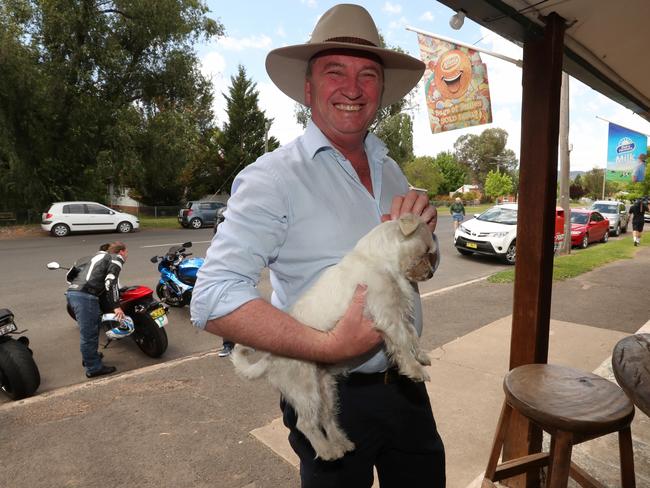 Former Deputy PM Barnaby Joyce on the campaign trail in Bundameer, north of Tamworth. Picture: Lyndon Mechielsen/The Australian