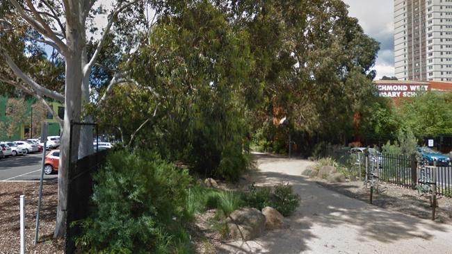 Melbourne's only safe injection room is located at North Richmond Community Health building (left) next to Richmond West Primary School (right). Pic: Google maps.