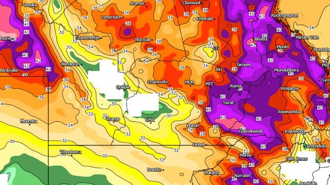 Maximums in the low to mid-40s are expected on Saturday. Picture: weatherwatch.net.au