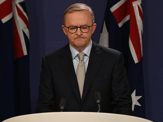 SYDNEY, AUSTRALIA - NewsWire Photos , April 10, 2022: Opposition leader Anthony Albanese speaks to the media during a press conference in Sydney.  Picture: NCA NewsWire / Flavio Brancaleone