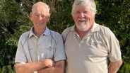 VETS GOLF: Gavin Burls (arms crossed) and Ken Wilkins.