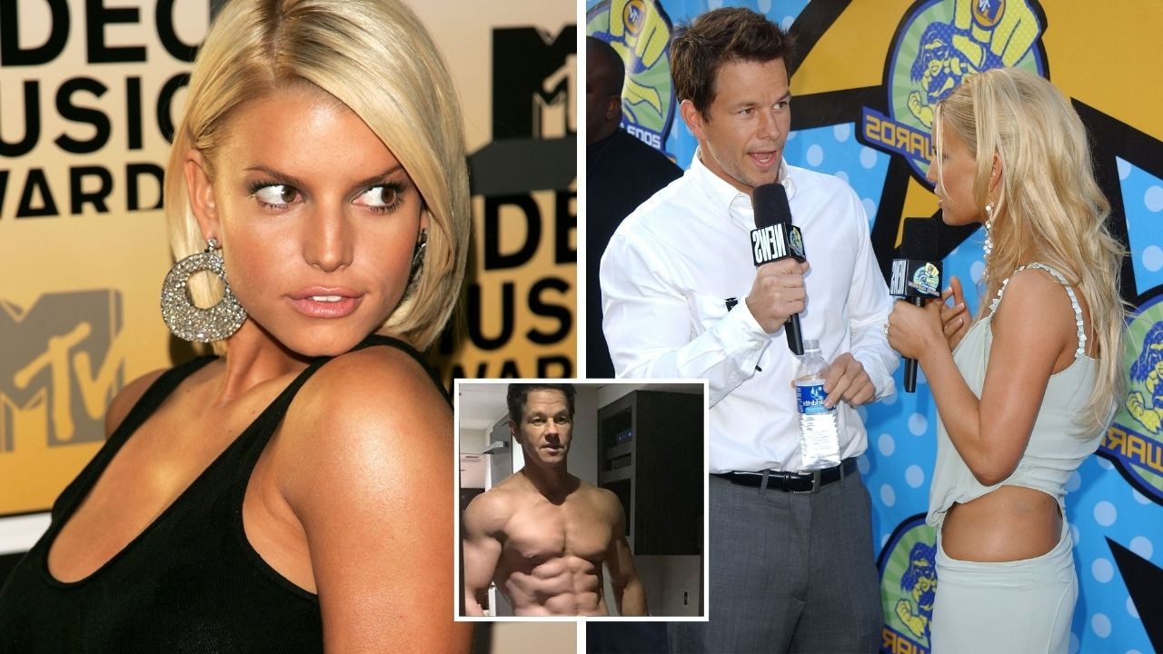 A Visual Timeline of Jessica Simpson's Body (26 pics)