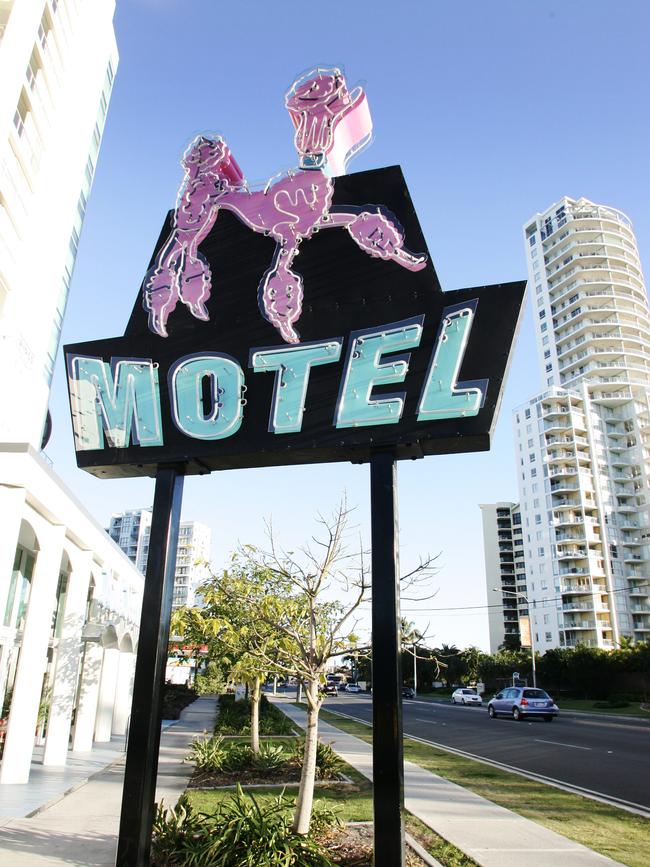 Pink Poodle motel sign in Surfers Paradise