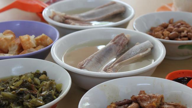 Ingredients for bak kut teh, which is “meat bone tea” or meat soup. It is also sold in packets, which is what the warning has been issued for.