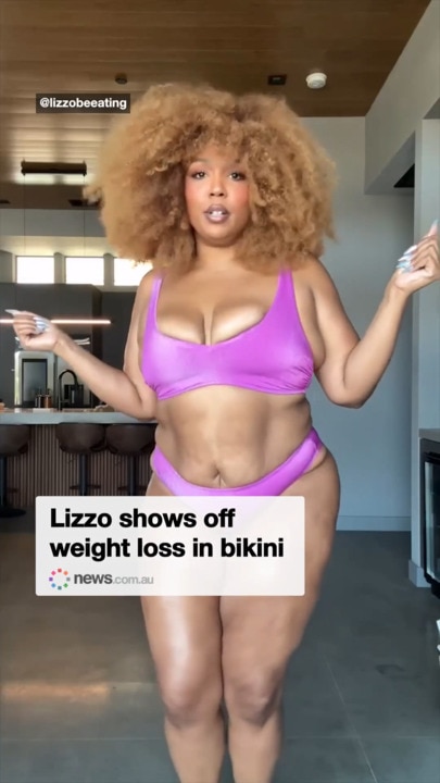 Lizzo shows off weight loss in bikini