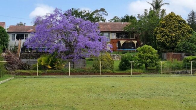 A photo of the bowling greens.