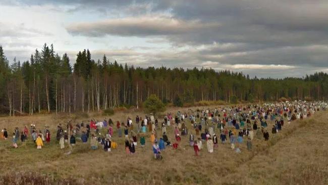 Google Maps: Scarecrow field may be creepiest discovery yet | Photos