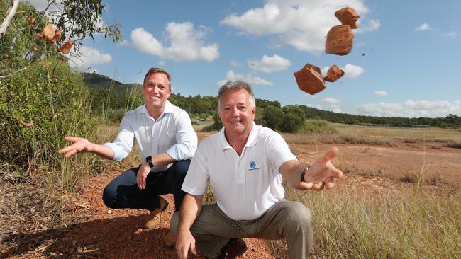 Deputy Premier Steven Miles and Oceania Biofuels CEO Mike Everton announcing the launch of the $500m biofuels plant at Gladstone.