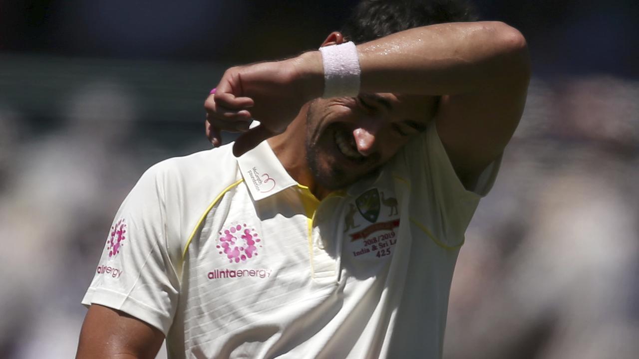 Former Australia bowling coach Craig McDermott has urged Mitchell Starc to get back to basics in a bid to recapture his best form. 