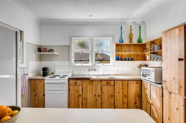 104 Ramsay St, Centenary Heights, is for sale.