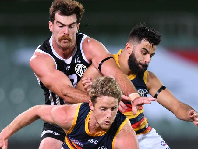 Sloane’s Showdown fate confirmed, Laird to return