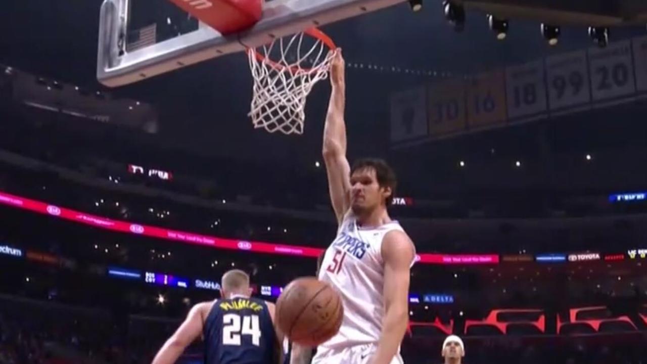 Boban marjanovic store standing dunk