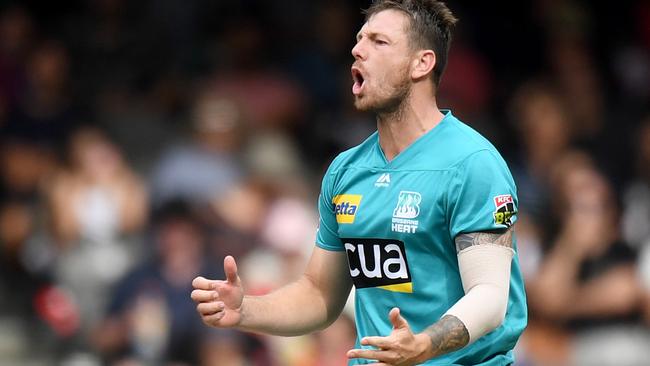 James Pattinson and the rest of the Heat attack did their job but were let down by the batsmen.