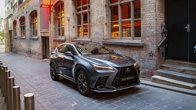 2022 Lexus NX 450h+ F Sport