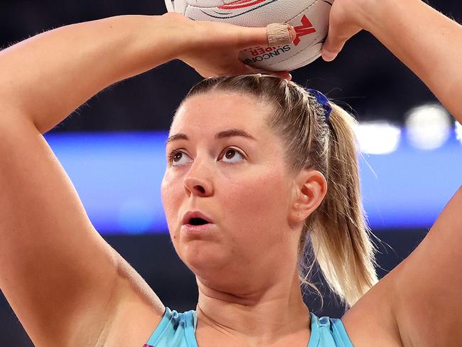 MELBOURNE, AUSTRALIA - JUNE 02: Eleanor Cardwell of the Mavericks warms up during the round eight Super Netball match between Melbourne Mavericks and NSW Swifts at John Cain Arena, on June 02, 2024, in Melbourne, Australia. (Photo by Kelly Defina/Getty Images)