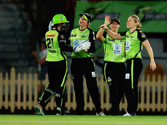 SYDNEY, AUSTRALIA - OCTOBER 22: Heather Knight of the Thunder celebrates the wicket of Ellyse Perry of the Sixers during the WBBL match between Sydney Thunder and Sydney Sixers at North Sydney Oval, on October 22, 2023, in Sydney, Australia. (Photo by Mark Evans/Getty Images)