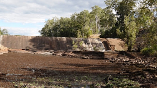 Teddington weir on the Fraser Coast. While the region’s water supplies were still in good shape with Lake Lenthall at 67 per cent and Teddington Weir at 84 per cent, “water levels are dropping by about one to two per cent a week” according to Mayor George Seymour.