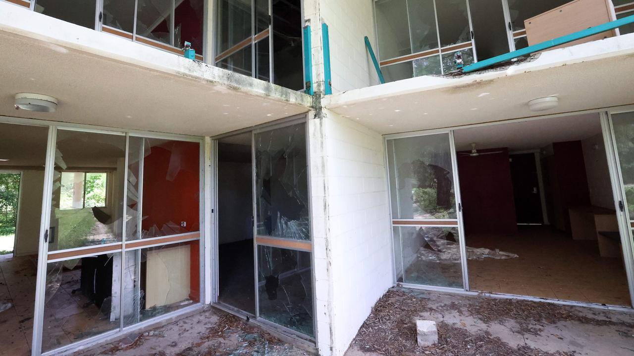 Residents and businesses are keen to see the eyesore of the old Great Keppel Island resort removed and new development take place.