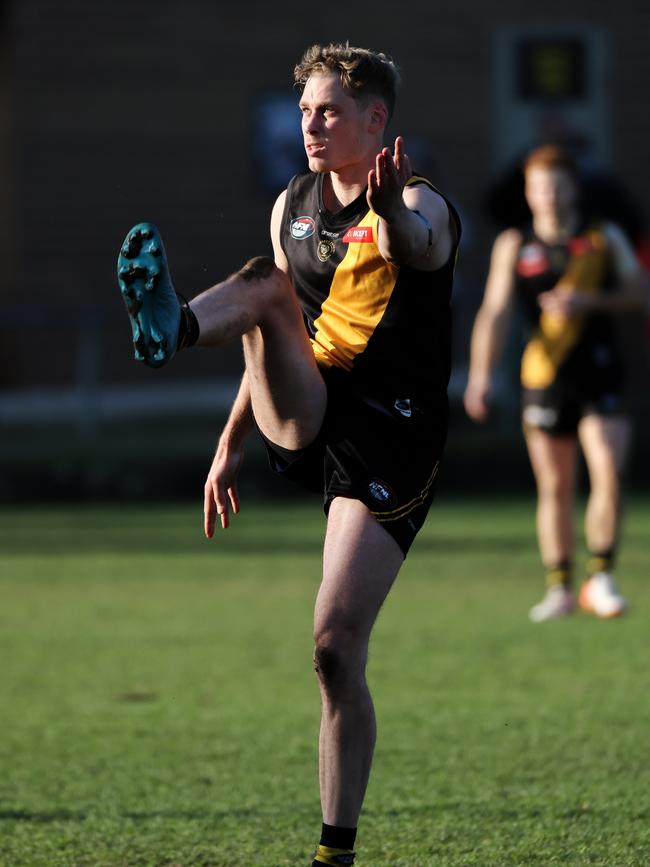 Josh Minogue playing for Heidelberg in 2021. Picture: George Salpigtidis