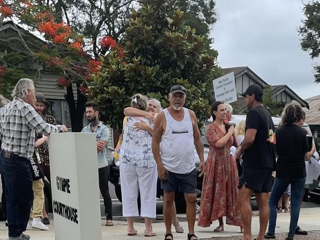 Protesters bring stones from ‘Gympie Pyramid’ to court