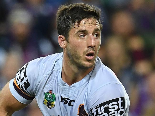 Ben Hunt of the Broncos is seen in a action during the first NRL preliminary final between the Melbourne Storm and the Brisbane Broncos at AAMI Park in Melbourne, Friday, September 22, 2017. (AAP Image/Julian Smith) NO ARCHIVING, EDITORIAL USE ONLY