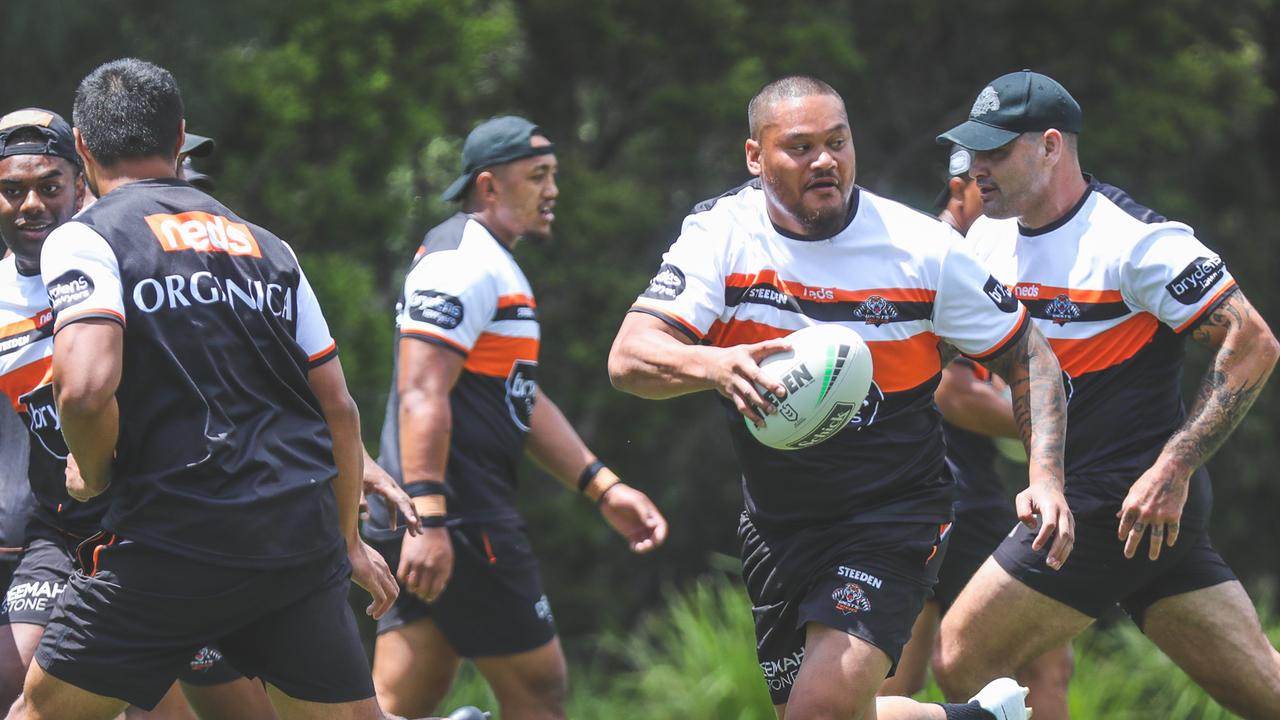 Joey Leilua went head to head with brother Luciano over who would start the pre-season fitter.