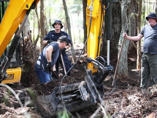 Investigators spent December scouring the bushland around Kendall. Picture: NCA NewsWire / Peter Lorimer.