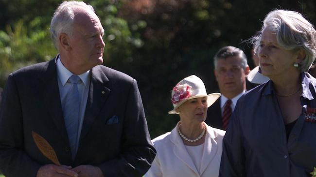 Peter Hollingworth with wife Ann (background) and New Zealand Governor-General Silvia Cartwright in Wellington 2002.