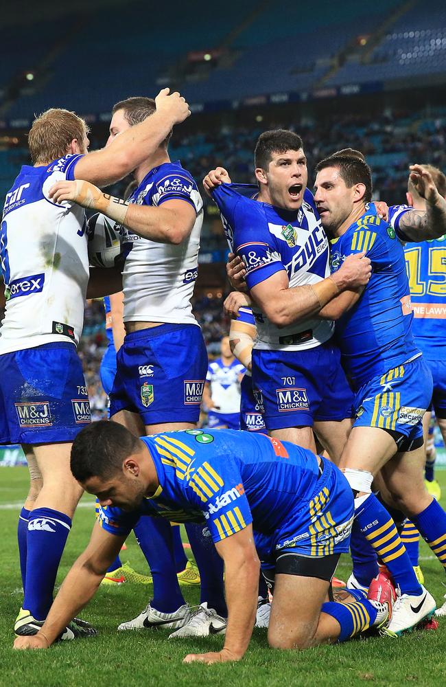 Canterbury Bulldogs Hold Off Parramatta Eels In Tight But Controversial ...