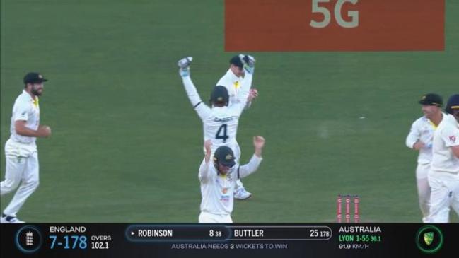 Wicket: England, Ollie Robinson - 20 Dec 21