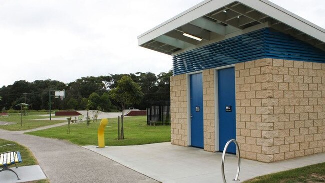 Jerry Bailey Oval, Shoalhaven Heads.