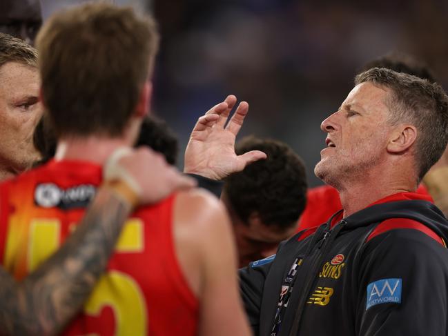 PERTH, AUSTRALIA - AUG 03: Damien Hardwick, Senior Coach of the Suns addresses the team at three quarter time break during the 2024 AFL Round 21 match between the West Coast Eagles and the Gold Coast SUNS at Optus Stadium on August 03, 2024 in Perth, Australia. (Photo by Will Russell/AFL Photos via Getty Images)