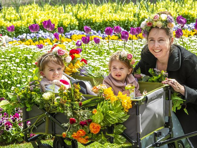 (from left) Amelia, Everlyn and Elizabeth Oliveri at Queens Park during the Toowoomba Carnival of Flowers 2020.. Saturday. 19th Sep 2020