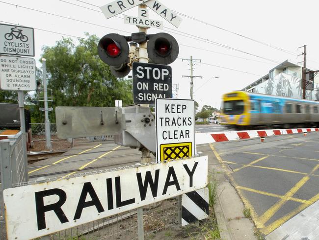 The $2.4 billion Victorian State Government Lendlease project is removing 75 level crossings to replace them with safer bridges and walkways. Picture: Norm Oorloff