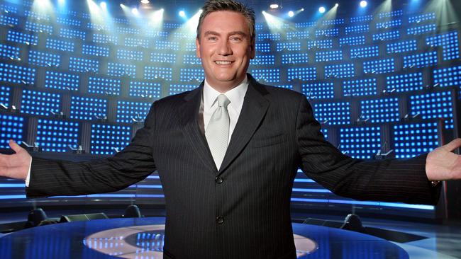 McGuire on the set of TV quiz show 1 vs 100.