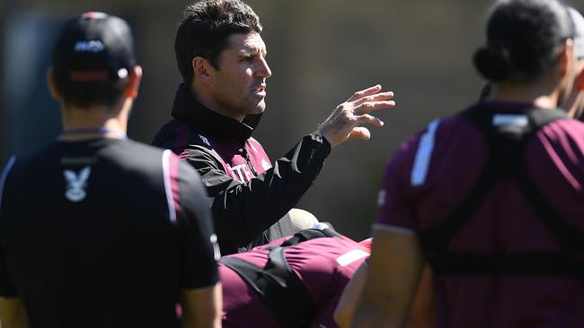 Trent Barrett putting the Sea Eagles through their paces. (AAP Image/Dan Himbrechts)