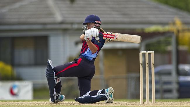 Tiana Atkinson hits out on her way to a century on Sunday. Pic: Chris Thomas, Cricket Victoria.