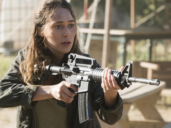 Alycia Debnam-Carey as Alicia Clark - Fear the Walking Dead _ Season 3, Episode 12 - Photo Credit: Richard Foreman, Jr/AMC