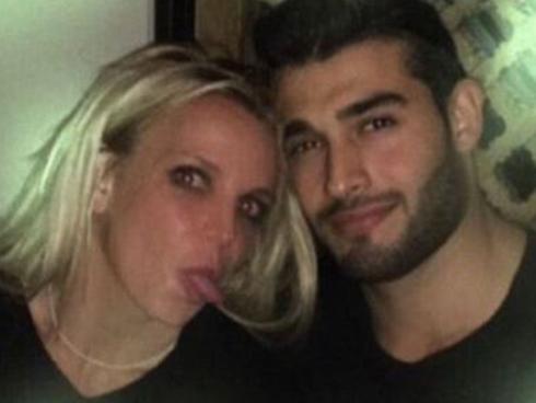 Picture: Instagram EVERYONE knows that hooking up with a work colleague has its risks, but for musicians it seems to be the norm - especially for Britney Spears. The 34-year-old is rumored to be dating Sam Asghari, a backup dancer she met on-set during filming for her latest video clip.