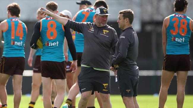 Brett Ratten is an integral part of Sam Mitchell’s coaching team at Hawthorn. Picture: Daniel Pockett—Getty Images.