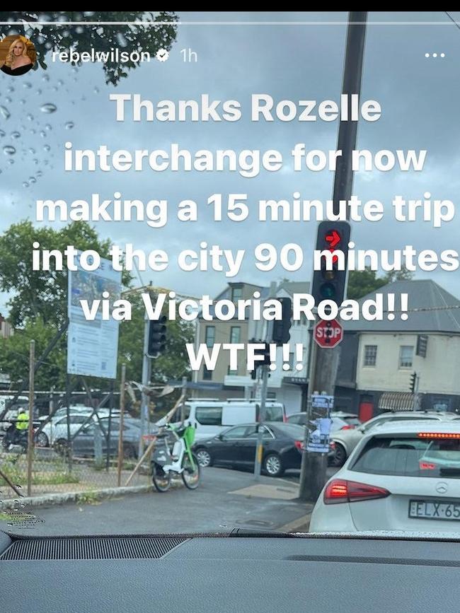 Aussie Actress Rebel Wilson took to social media to rage about the traffic on Victoria Road on Wednesday.