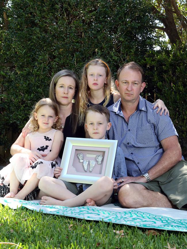 Heidi Mules (left) with husband Ned and children Amelie, 9, Max, 6, and Zara, 4. Picture: AAP Image/Richard Gosling