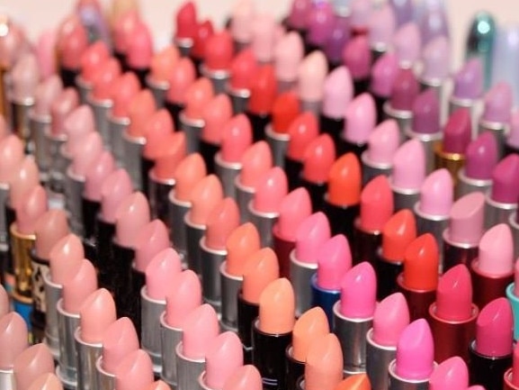 Get up to 40 per cent off selected MAC Cosmetics.