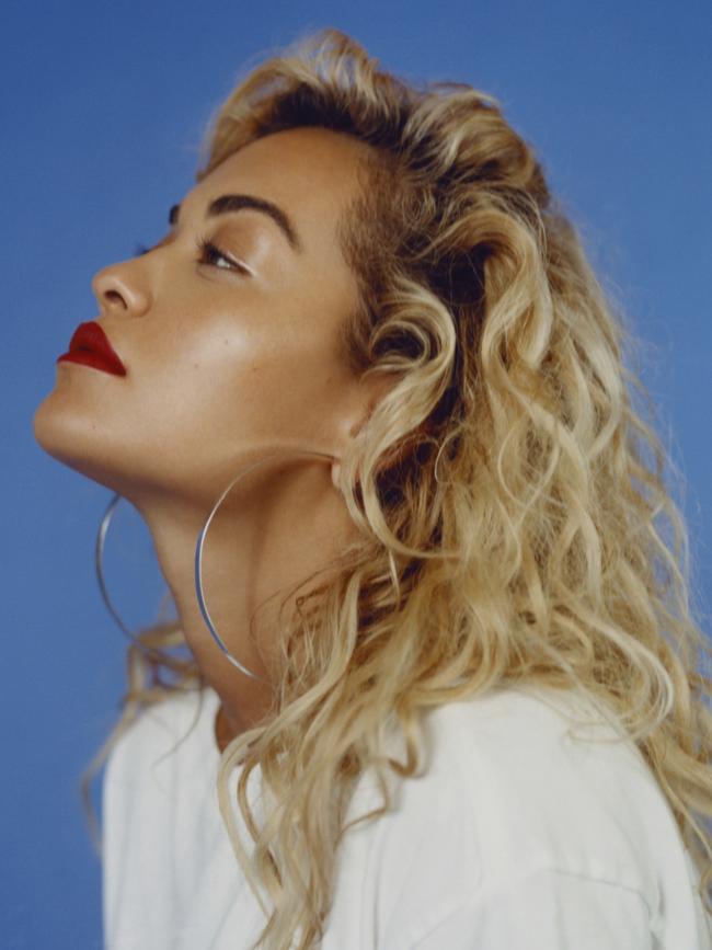 Contemplating her night before Aussie music’s finest.