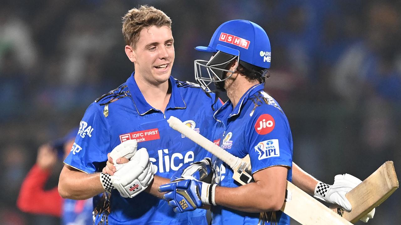 Warner hits another IPL half-ton but Aussie duo get last laugh after final-over chaos