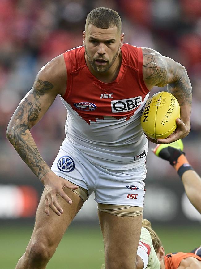 Lance Franklin in action for Sydney against GWS.