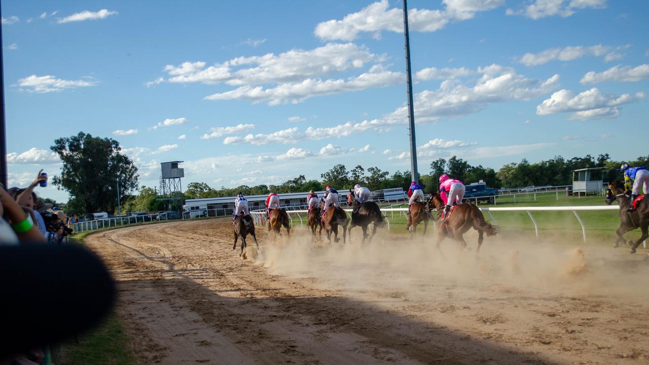 Roma Picnic Races 2021